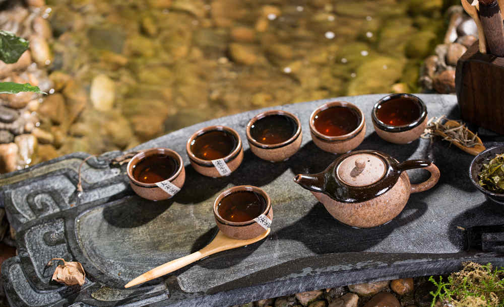 大宋定窯生產(chǎn)的精美定窯茶具套裝，提升你的品茗品味.jpg